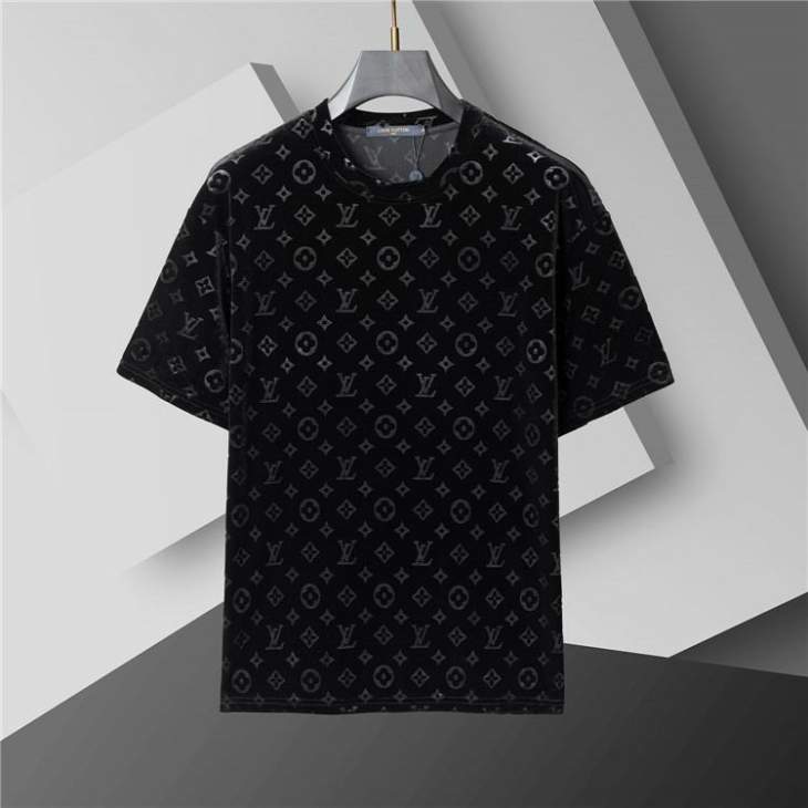 Picture of Louis Vuitton T Shirts Short _SKULVM-3XL3cr952518497